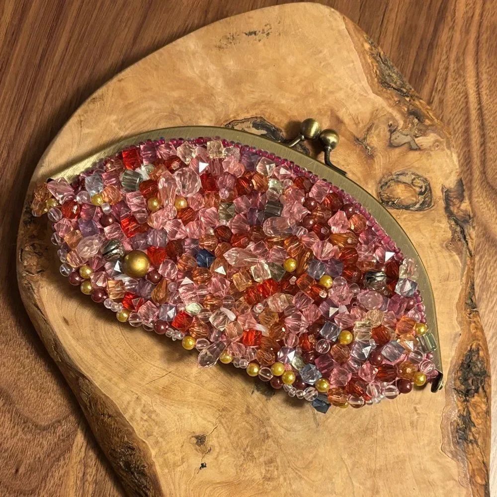 NEW. Beaded Clutch with Multi Colored Stones & Gold Kiss Lock